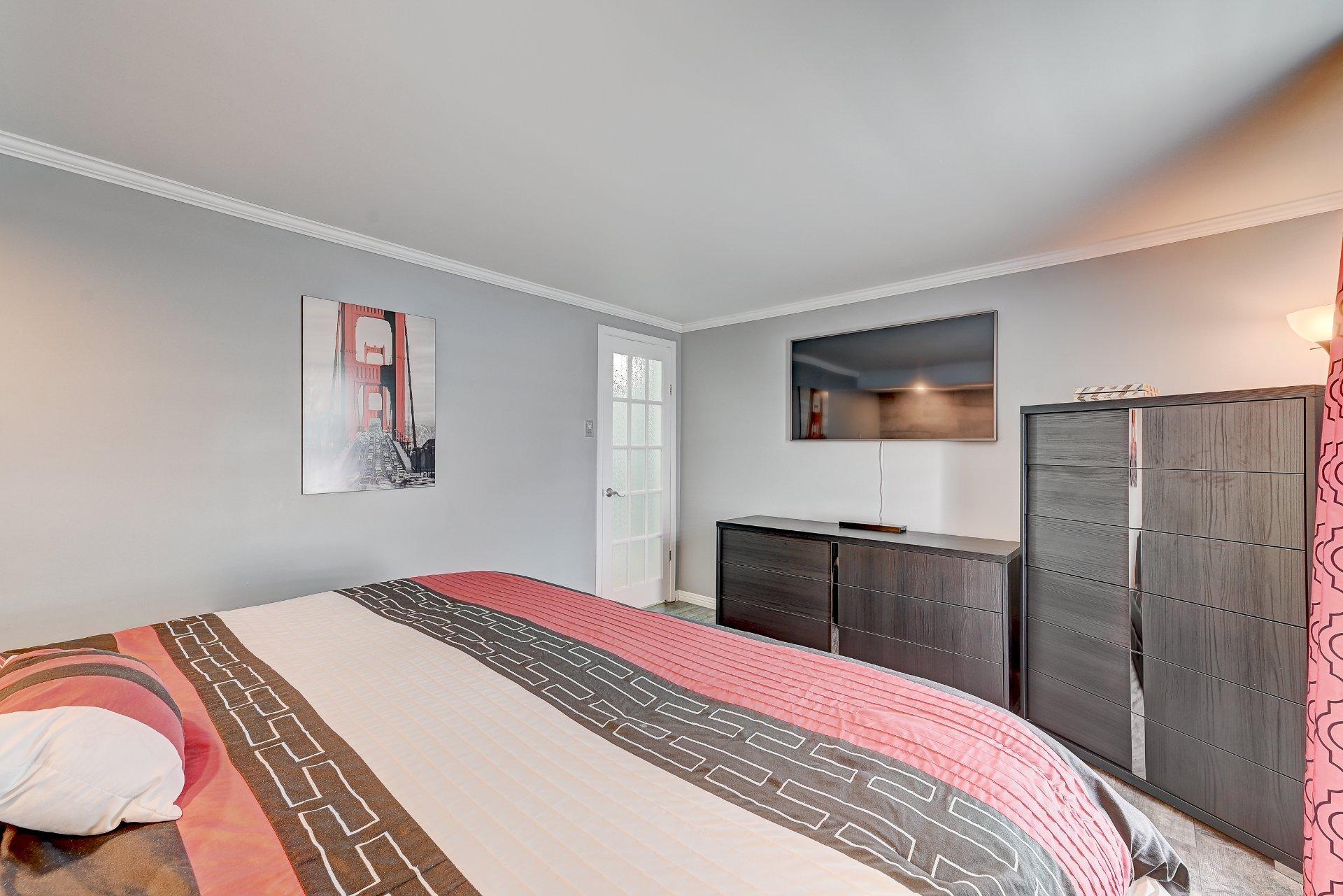 









21


6e Rue O.

,
Saint-Mathieu,




QC
J0L2H0

