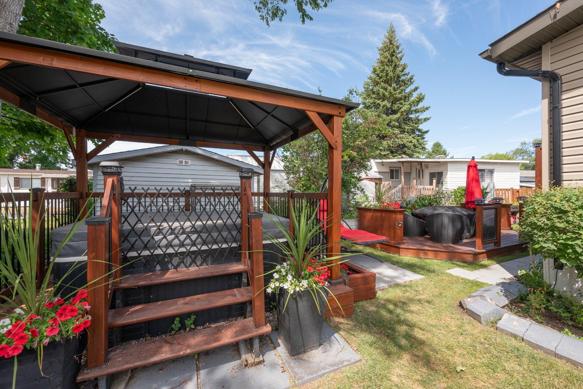 









21


6e Rue O.

,
Saint-Mathieu,




QC
J0L2H0

