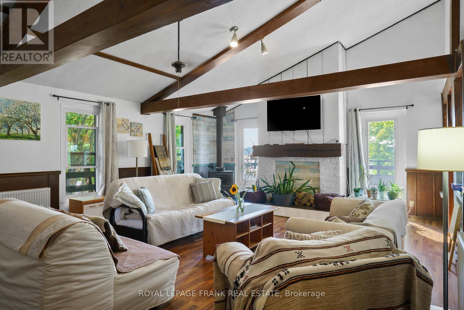 












230-232 LAKE DALRYMPLE ROAD

,
Kawartha Lakes (Carden),




Ontario
L0K1W0

