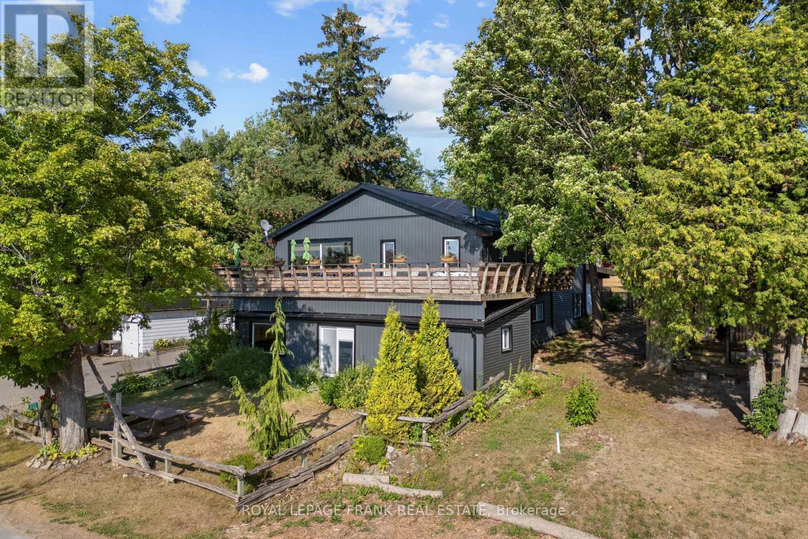 












230-232 LAKE DALRYMPLE ROAD

,
Kawartha Lakes (Carden),




Ontario
L0K1W0

