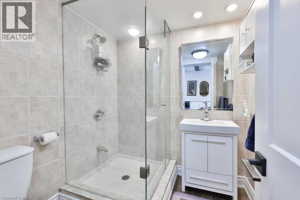 












1404 LEWISHAM Drive

,
Mississauga,




Ontario
L5J3R3

