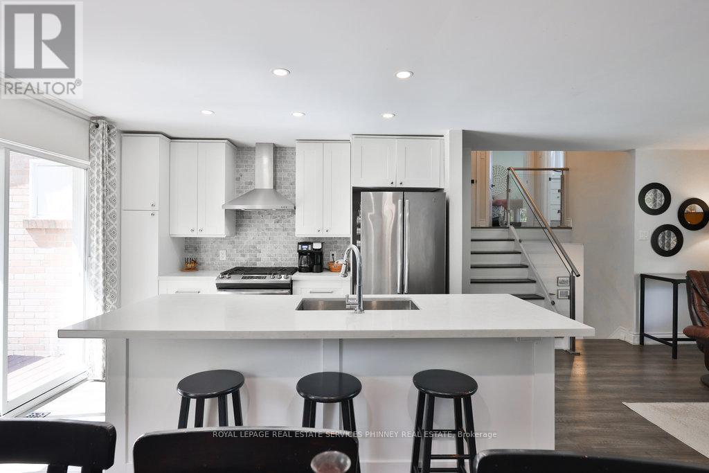 












1404 LEWISHAM DRIVE

,
Mississauga,




Ontario
L5J3R3

