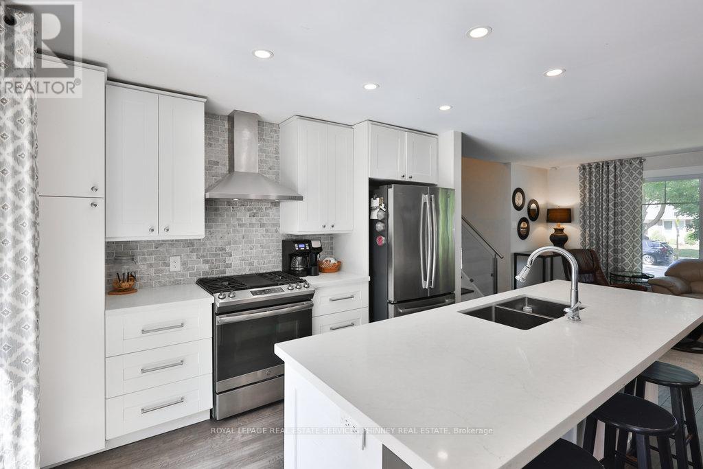 












1404 LEWISHAM DRIVE

,
Mississauga,




Ontario
L5J3R3

