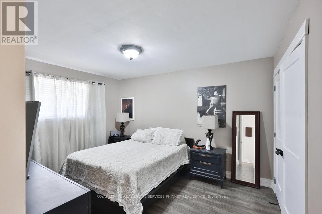 












1404 LEWISHAM DRIVE

,
Mississauga,




Ontario
L5J3R3

