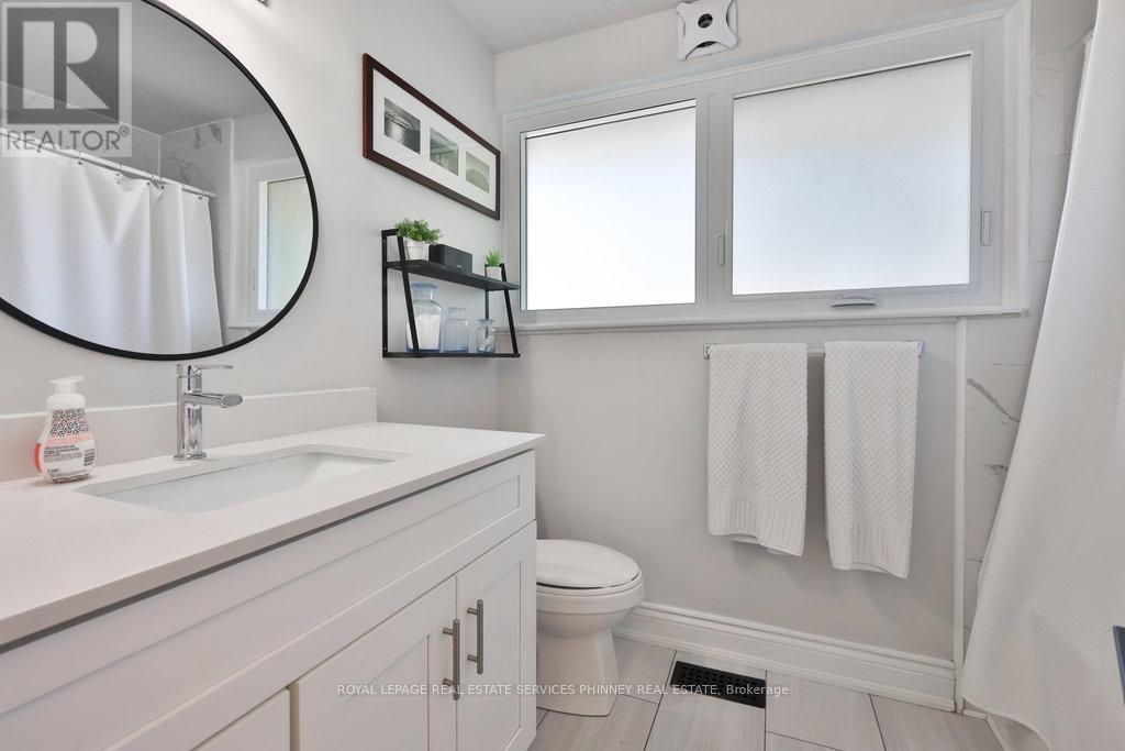 












1404 LEWISHAM DRIVE

,
Mississauga,




Ontario
L5J3R3

