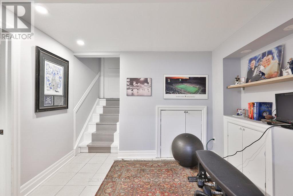 












1404 LEWISHAM DRIVE

,
Mississauga,




Ontario
L5J3R3

