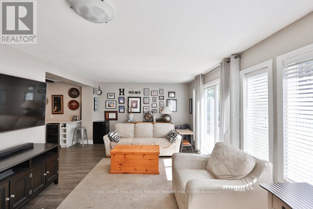 












1404 LEWISHAM DRIVE

,
Mississauga,




Ontario
L5J3R3


