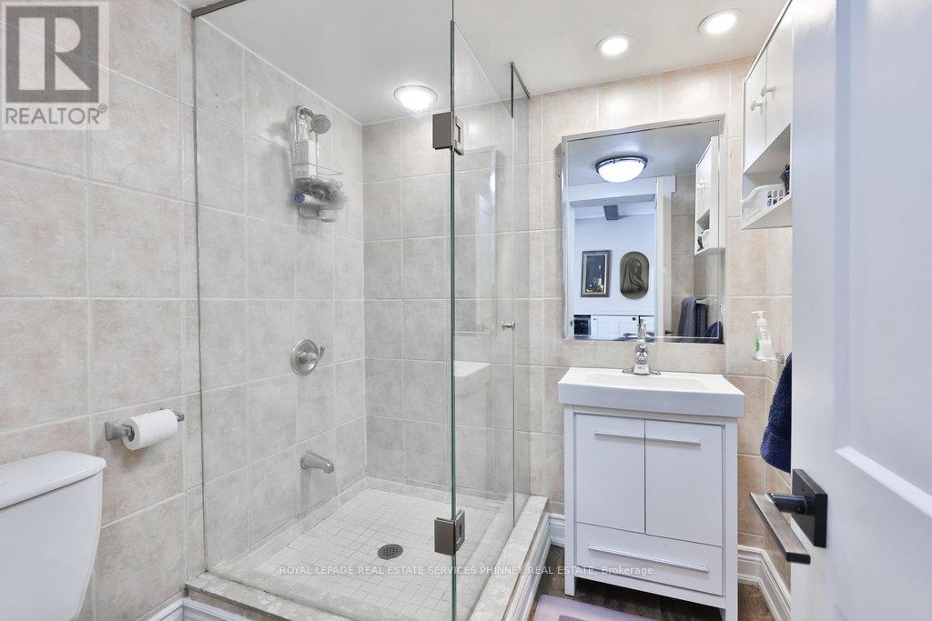 












1404 LEWISHAM DRIVE

,
Mississauga,




Ontario
L5J3R3

