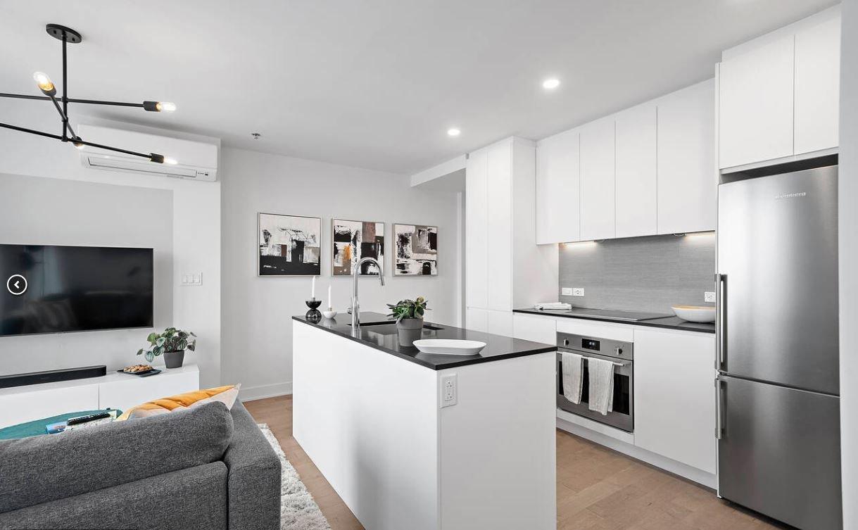 









2300


Rue Tupper

, 2505,
Montréal (Ville-Marie),




QC
H3H0B9

