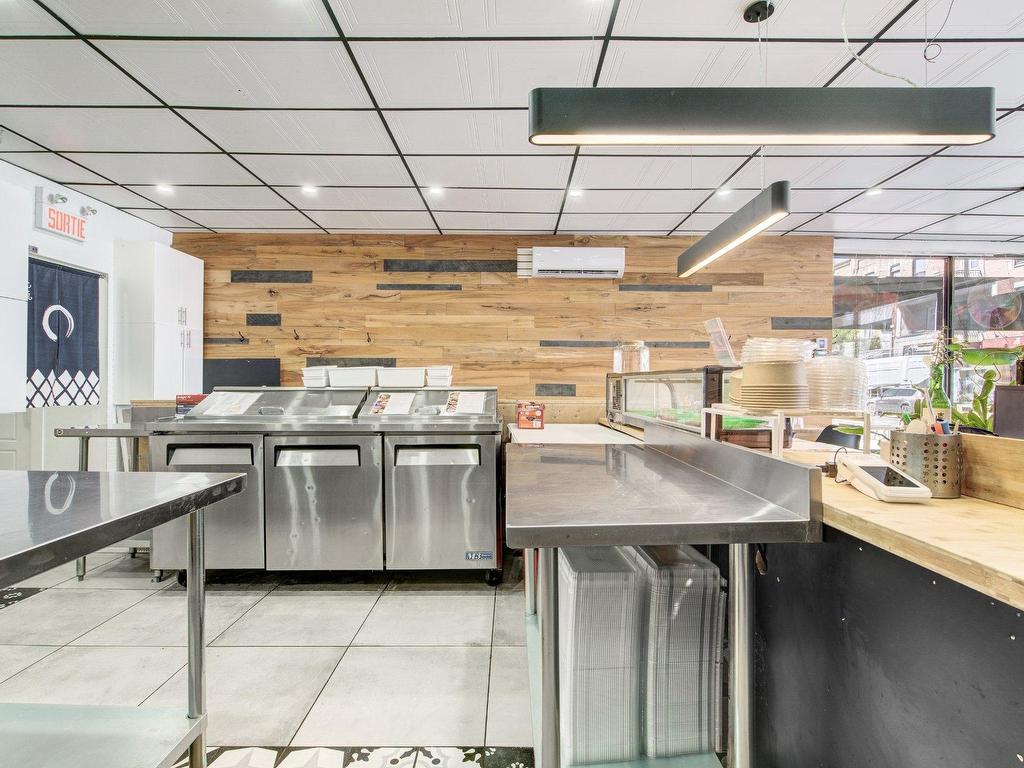 









150


Rue Beaubien E.

,
Rosemont/La Petite-Patrie (Montréal),




QC
H2S1R2


