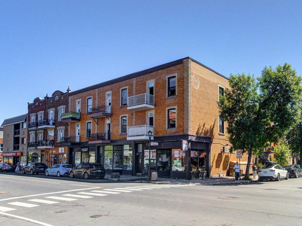 









150


Rue Beaubien E.

,
Rosemont/La Petite-Patrie (Montréal),




QC
H2S1R2

