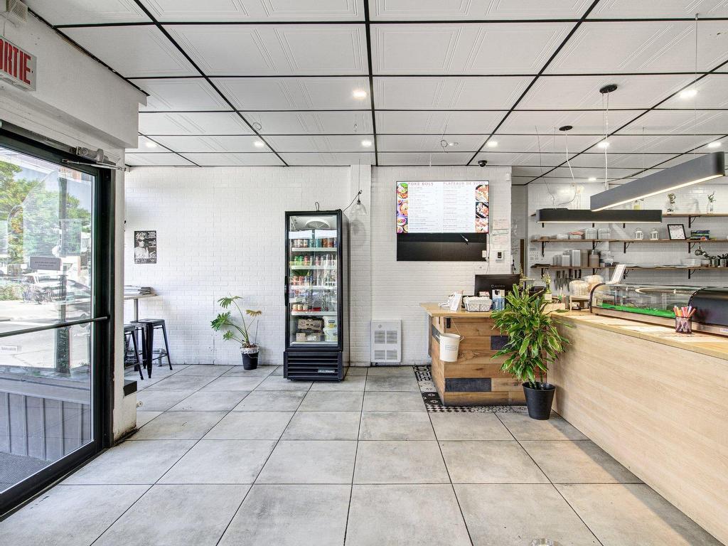 









150


Rue Beaubien E.

,
Rosemont/La Petite-Patrie (Montréal),




QC
H2S1R2

