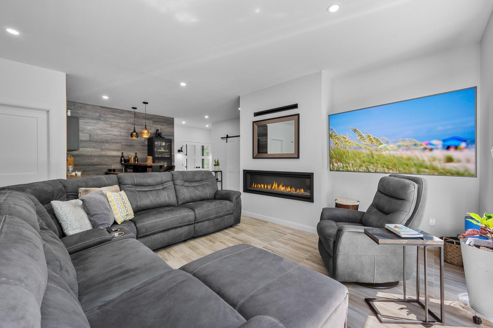 









33


Rue Lajeunesse

,
Sainte-Mélanie,




QC
J0K3A0

