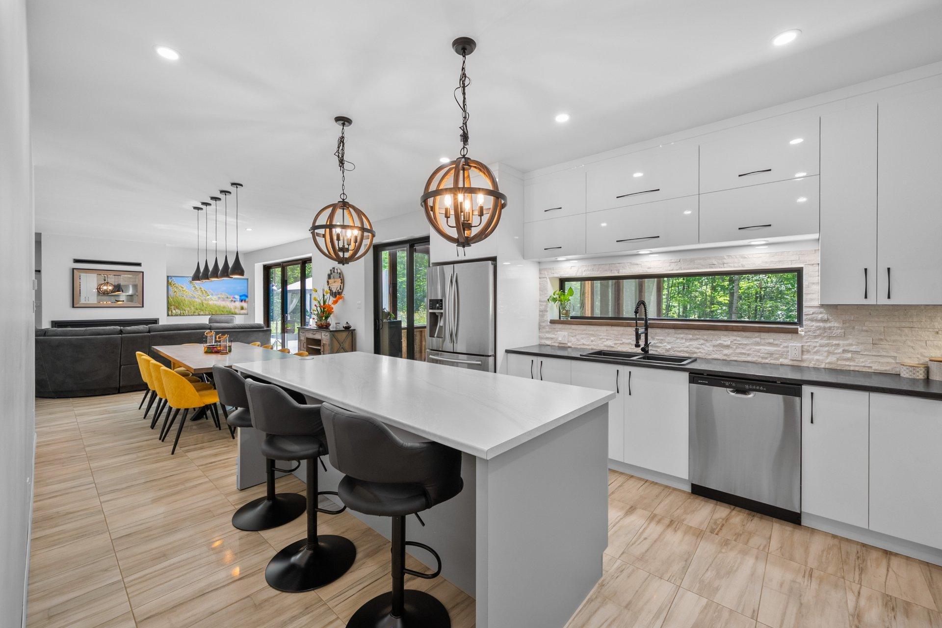 









33


Rue Lajeunesse

,
Sainte-Mélanie,




QC
J0K3A0

