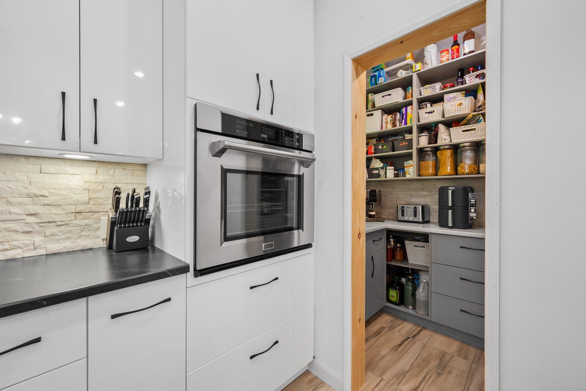 









33


Rue Lajeunesse

,
Sainte-Mélanie,




QC
J0K3A0

