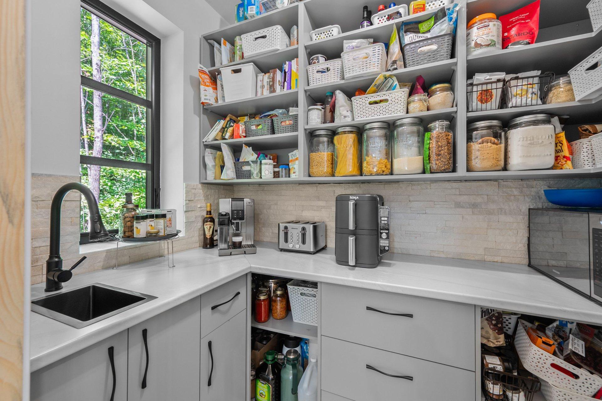 









33


Rue Lajeunesse

,
Sainte-Mélanie,




QC
J0K3A0

