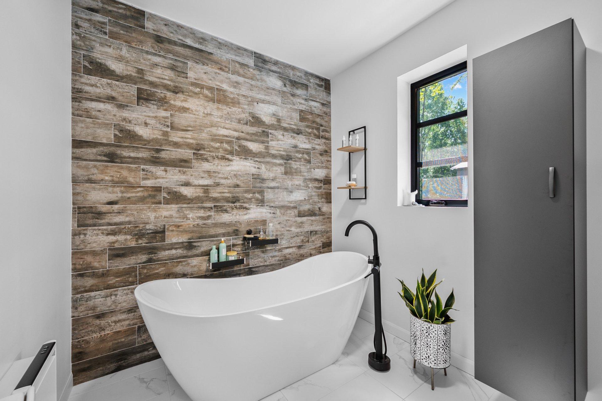 









33


Rue Lajeunesse

,
Sainte-Mélanie,




QC
J0K3A0

