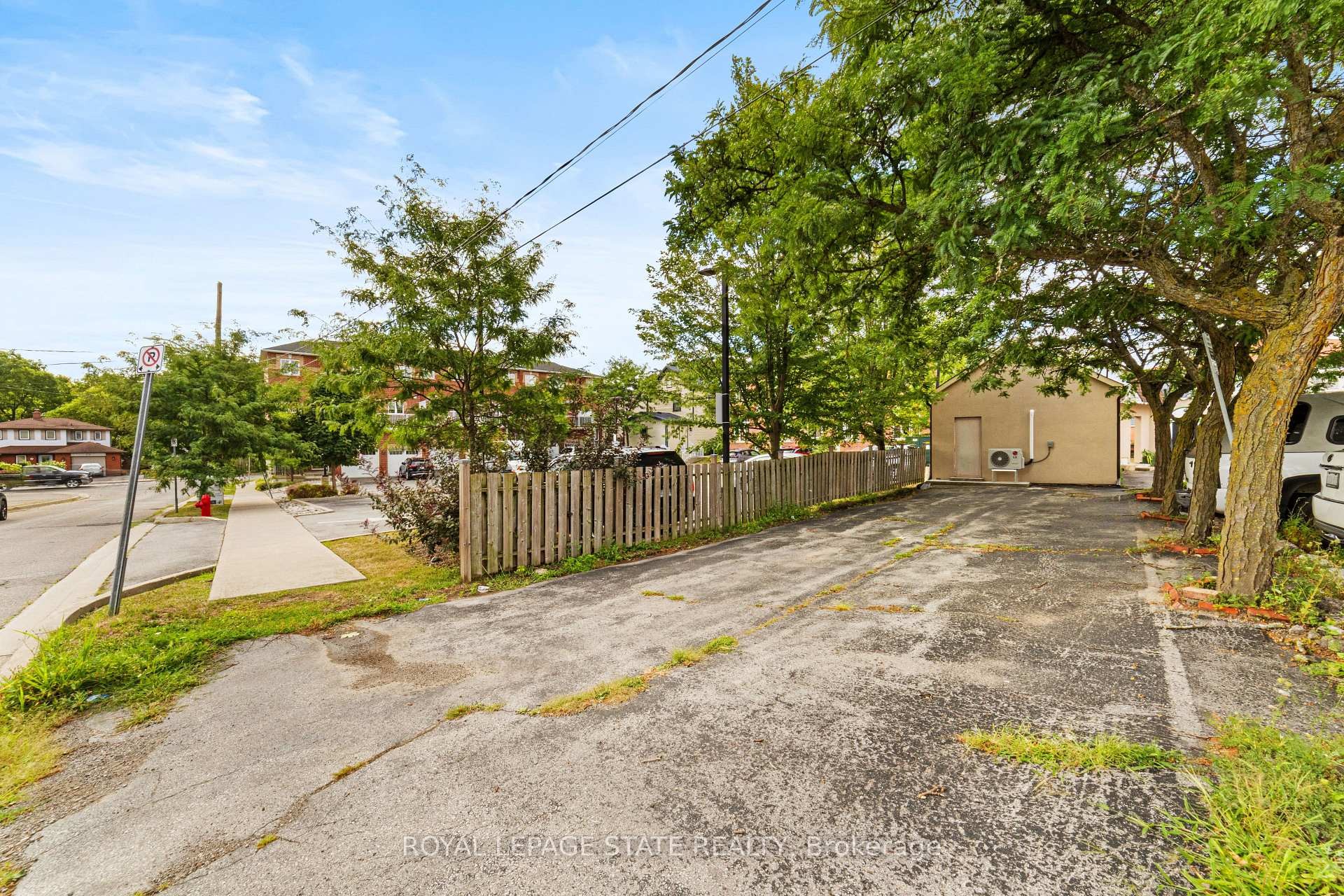 









19


Main

Street South, 3,
Hamilton,




ON
L0R 2H0

