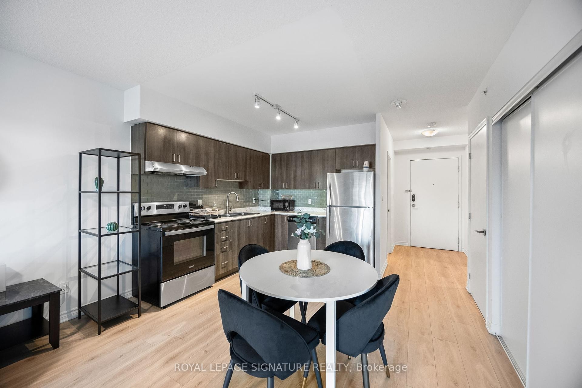 









1


Falaise

Road, 214,
Toronto,




ON
M1E 0B9

