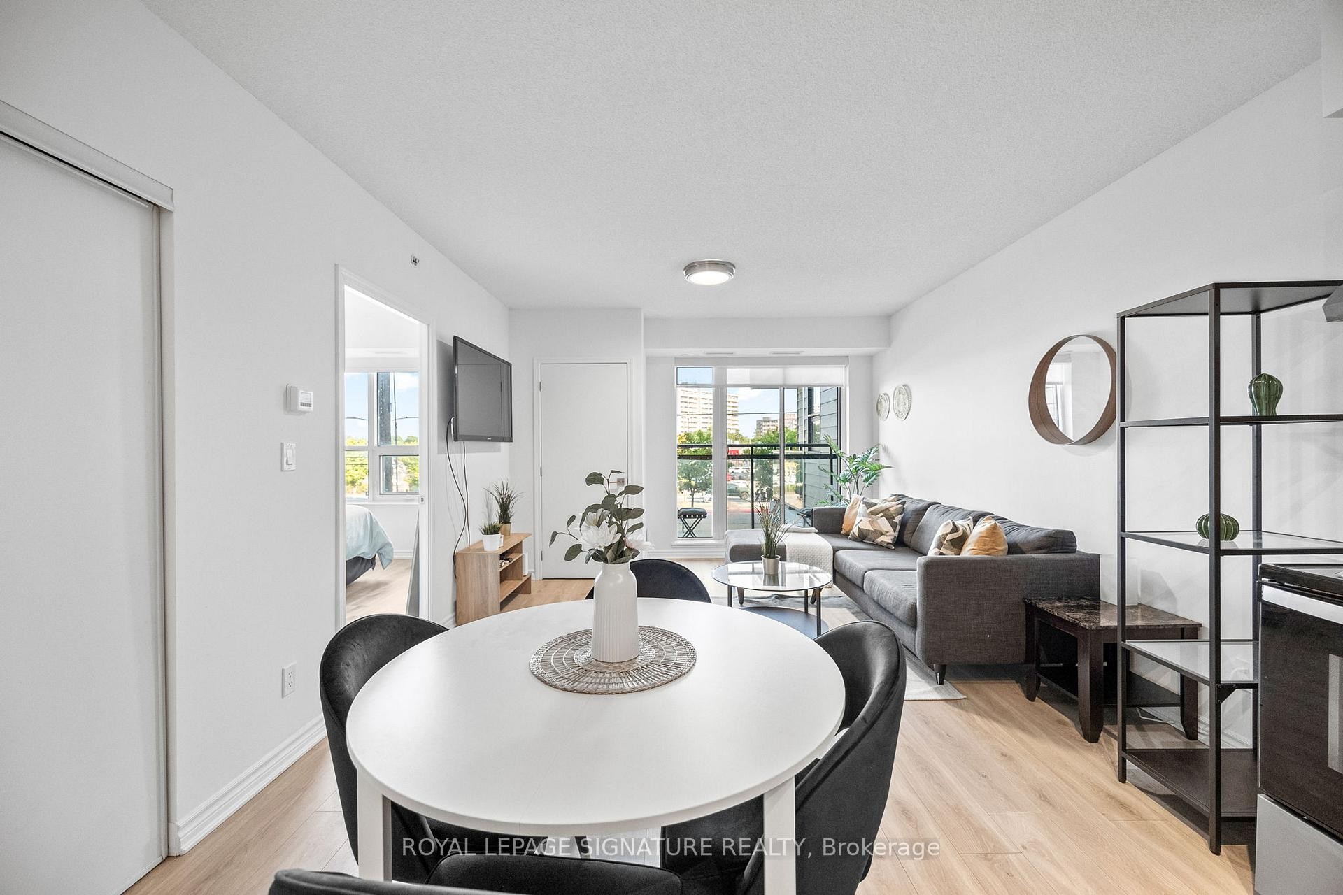 









1


Falaise

Road, 214,
Toronto,




ON
M1E 0B9

