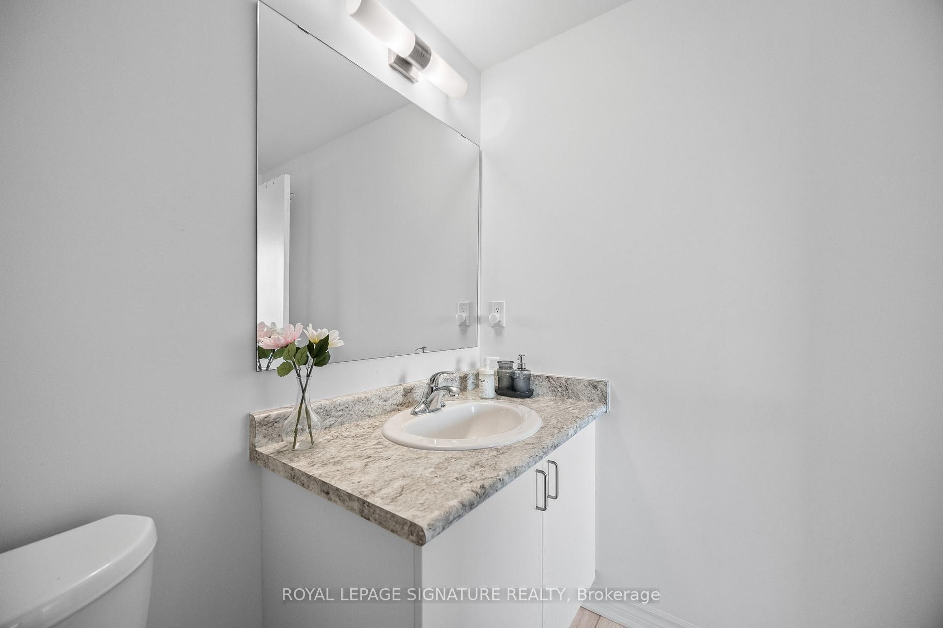 









1


Falaise

Road, 214,
Toronto,




ON
M1E 0B9

