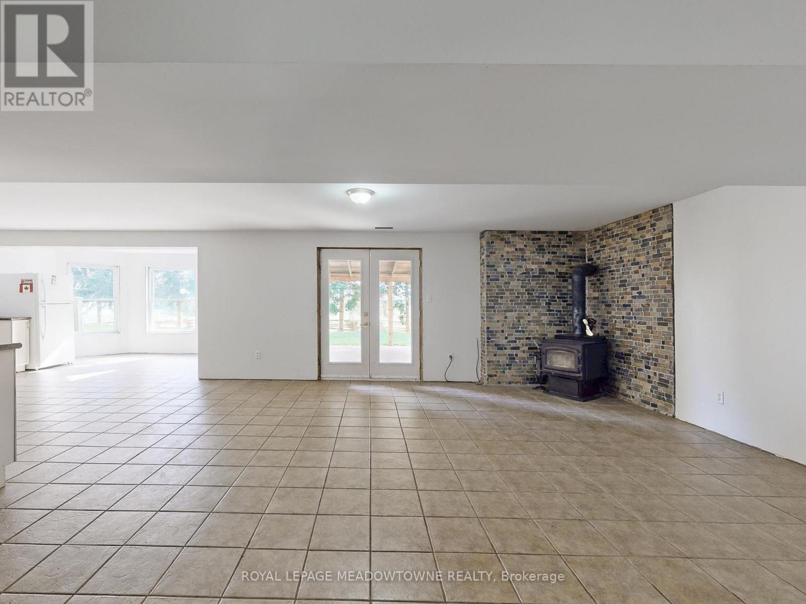 












4958 WELLINGTON RD 125

,
Erin,







Ontario
L7J2L9


