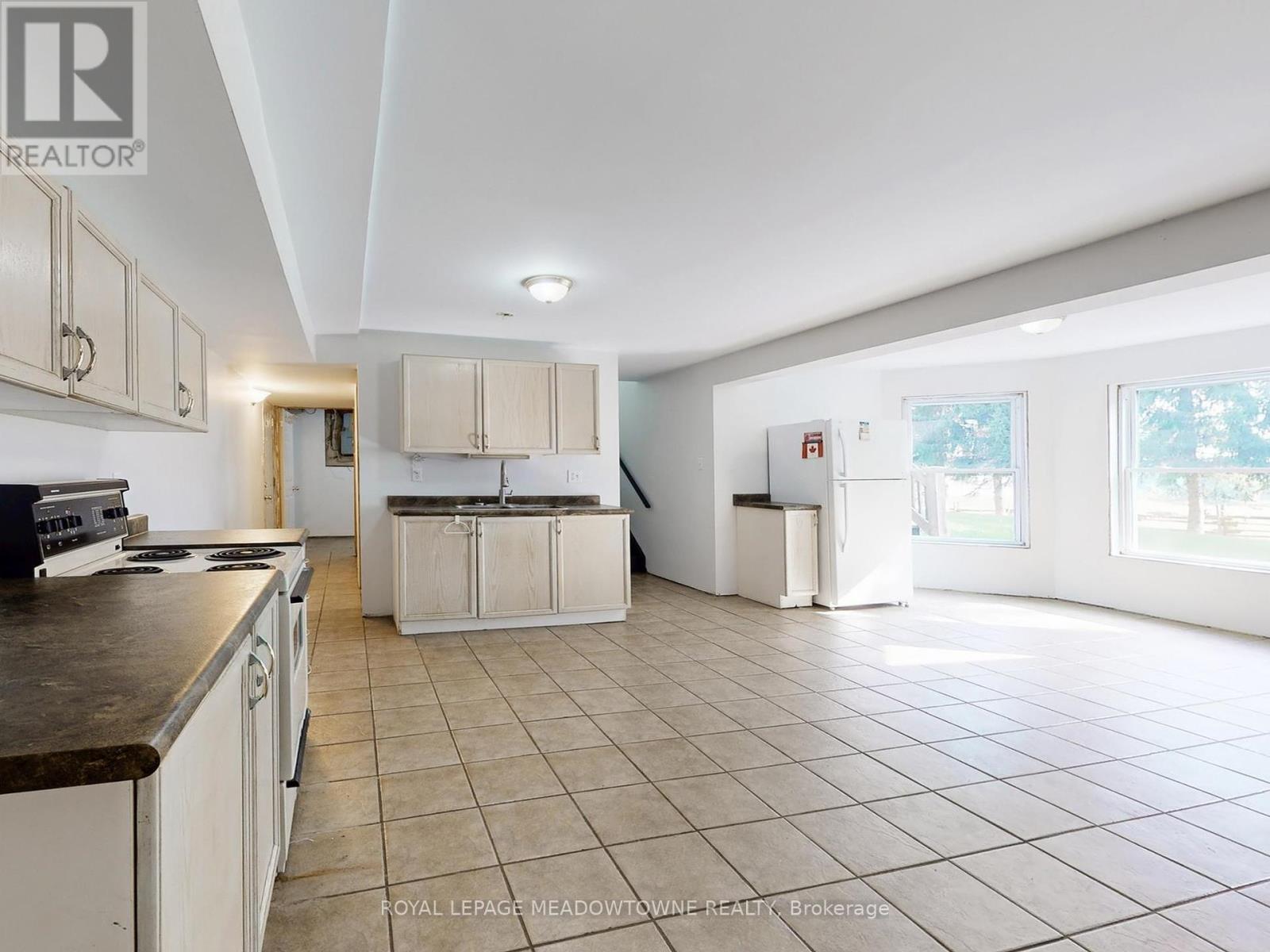 












4958 WELLINGTON RD 125

,
Erin,







Ontario
L7J2L9


