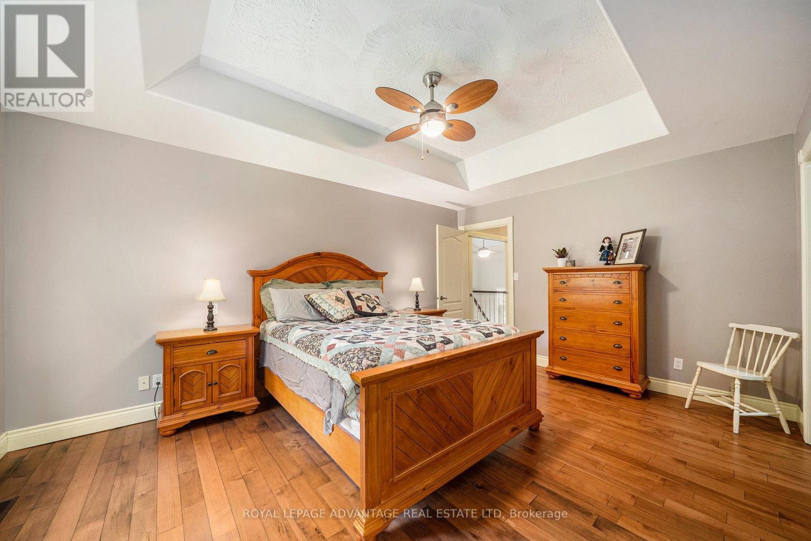 












334 STATION ROAD

,
Drummond/North Elmsley,




Ontario
K7A4S4

