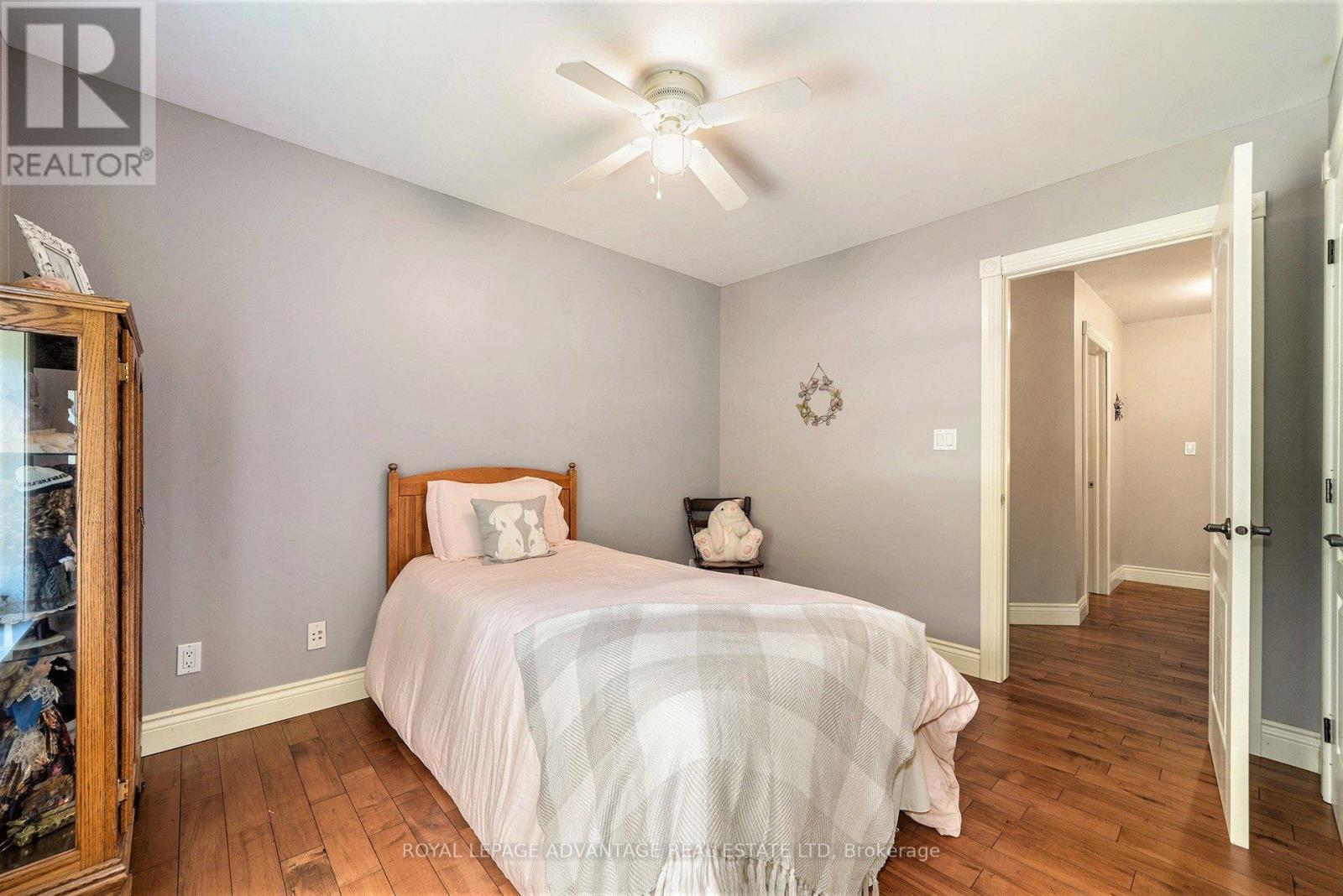 












334 STATION ROAD

,
Drummond/North Elmsley,




Ontario
K7A4S4

