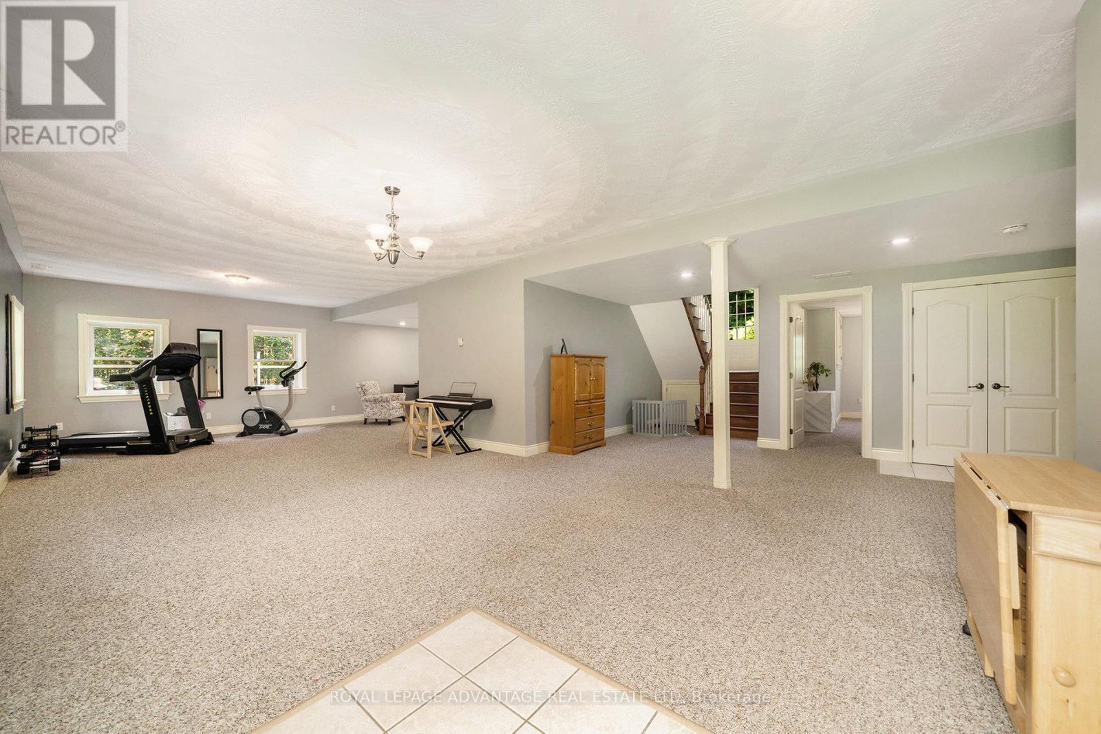 












334 STATION ROAD

,
Drummond/North Elmsley,




Ontario
K7A4S4


