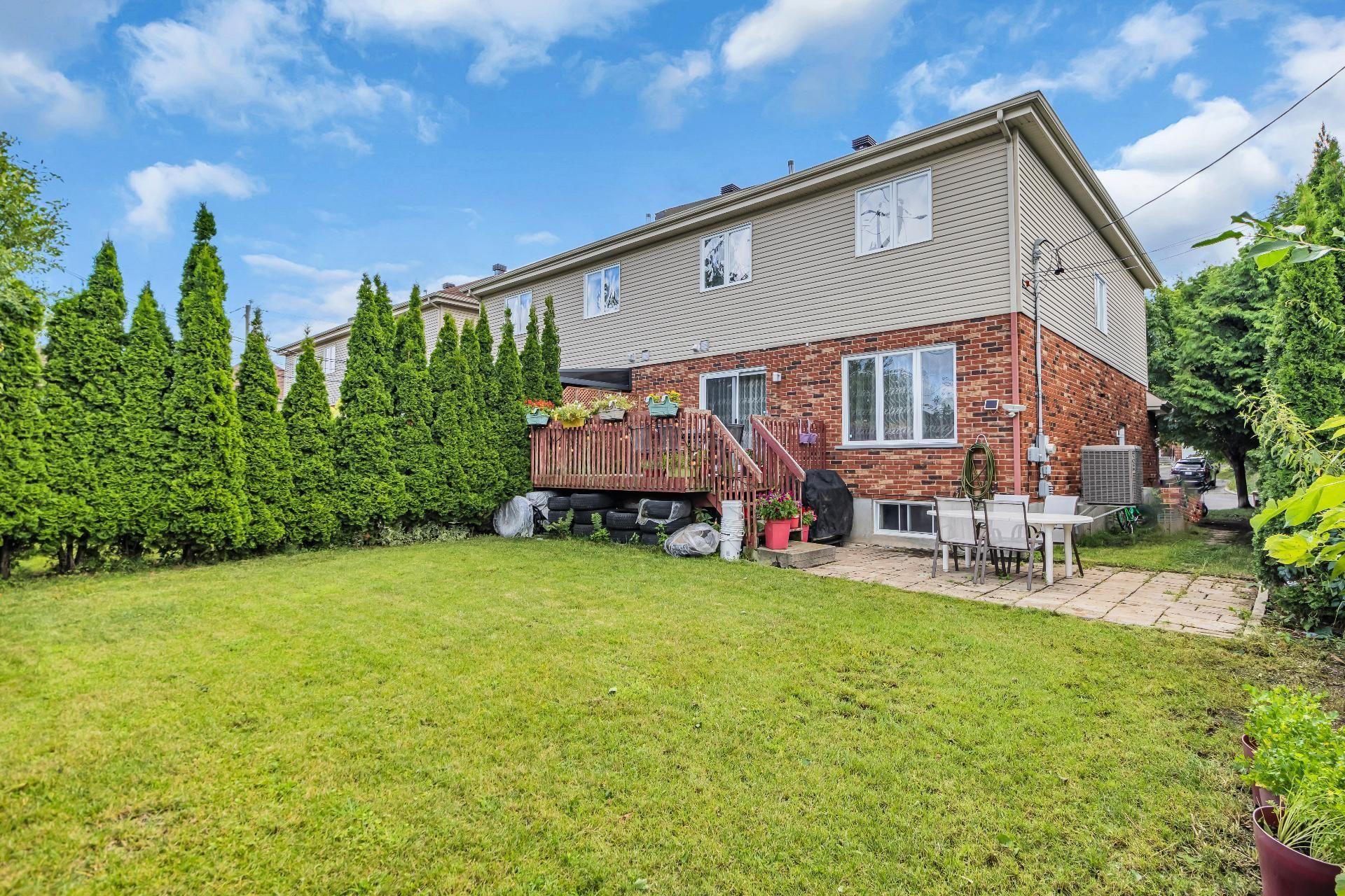 









5018


Rue Périard

,
Montréal (Pierrefonds-Roxboro),




QC
H9J4E2

