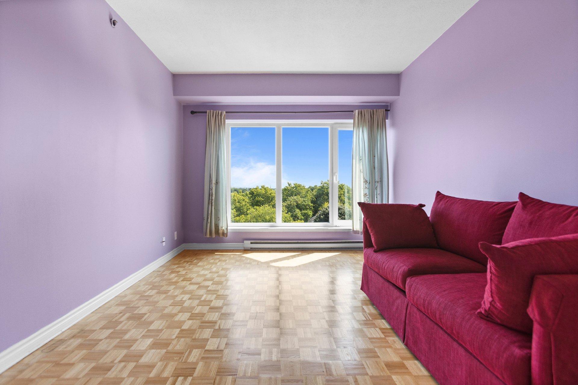 









18


Ch. du Bord-du-Lac-Lakeshore

, 717,
Pointe-Claire,




QC
H9S5X9

