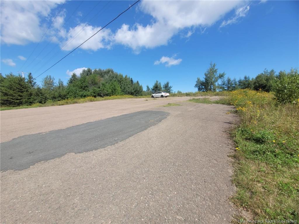 









10665


Principale

,
Saint-Louis-De-Kent,







NB
E4X 1G3

