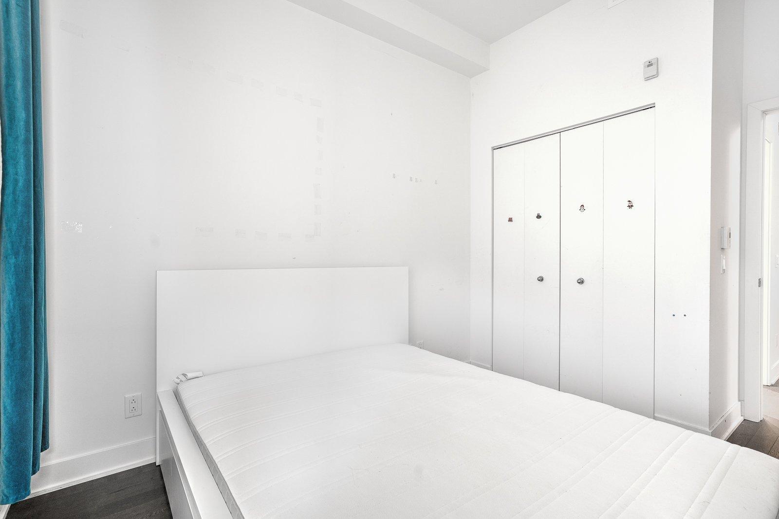









5077


Rue Paré

, 105,
Montréal (Côte-des-Neiges/Notre-Dame-de-Grâce),




QC
H4P1P4

