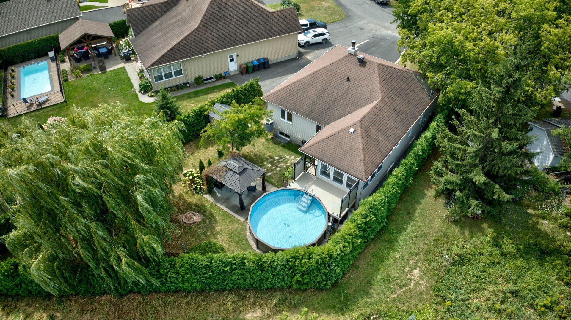 









51


Rue Anatole-Touchette

,
Saint-Jean-sur-Richelieu,




QC
J2X4L5

