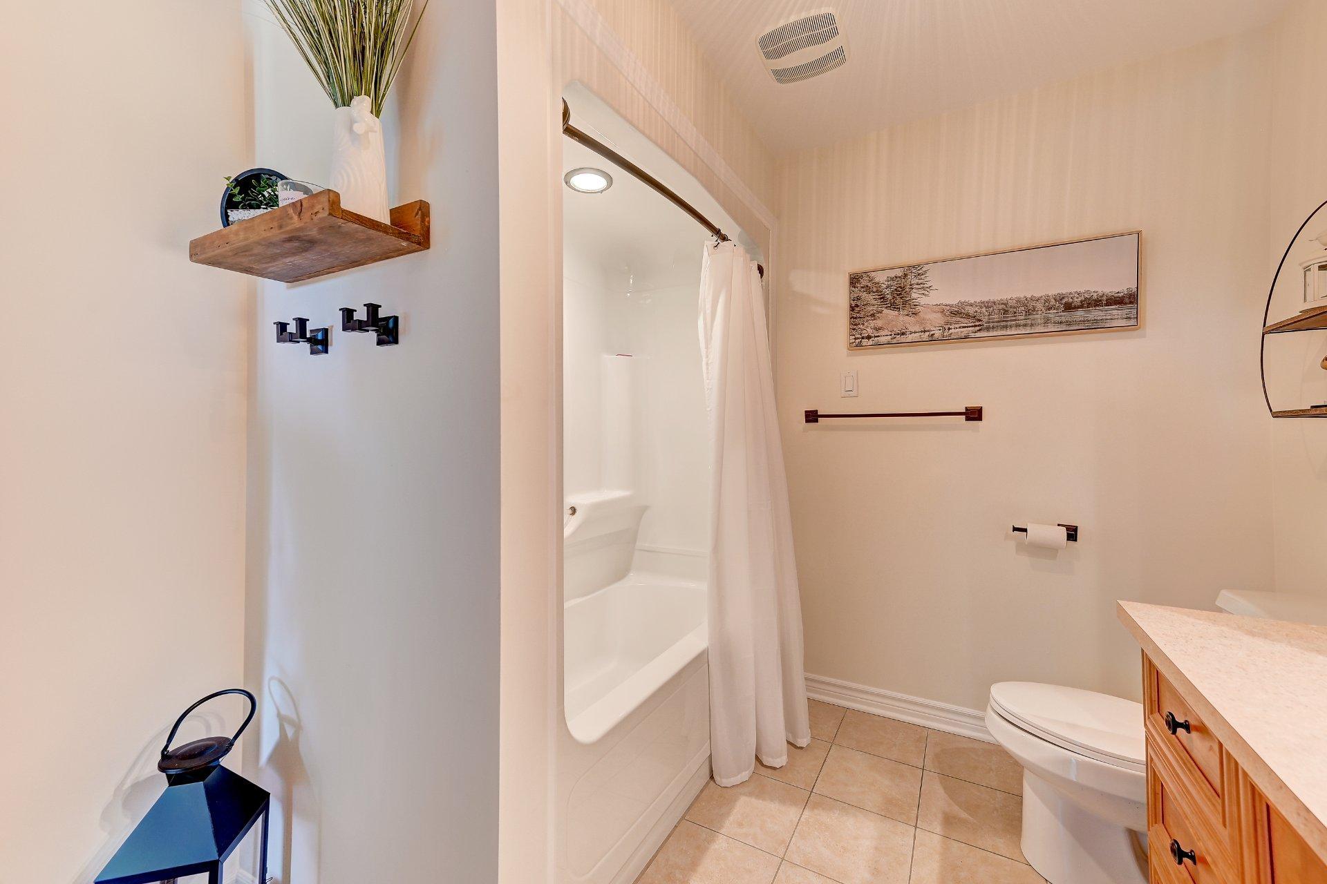 









51


Rue Anatole-Touchette

,
Saint-Jean-sur-Richelieu,




QC
J2X4L5

