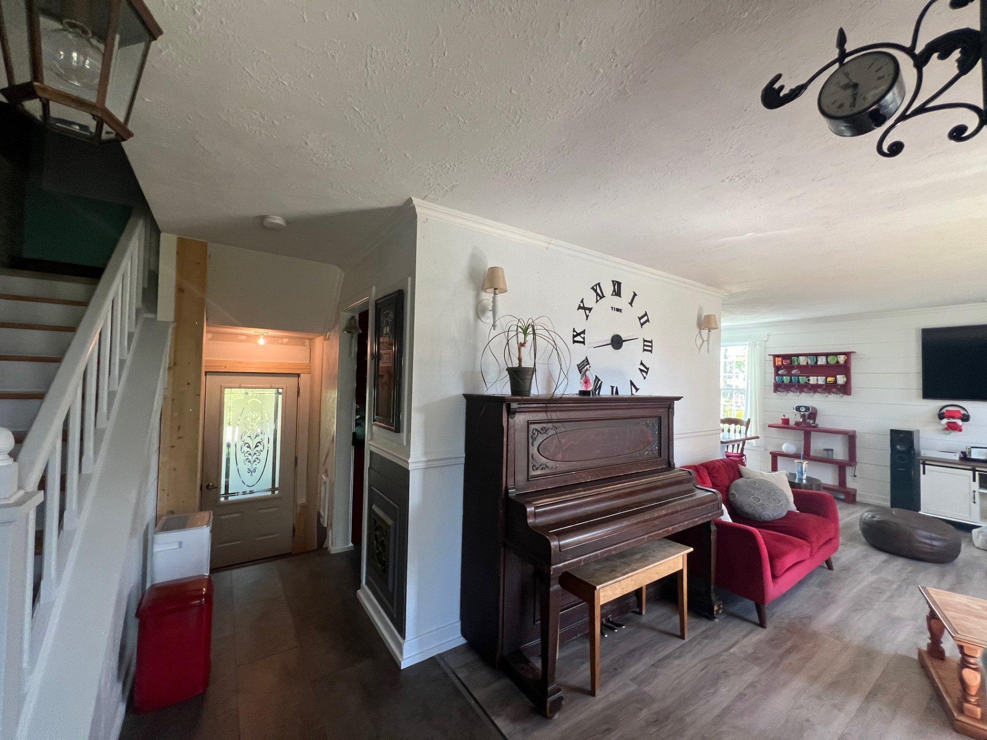 









3


Rue du Rond-Point

,
Chapais,




QC
G0W1H0

