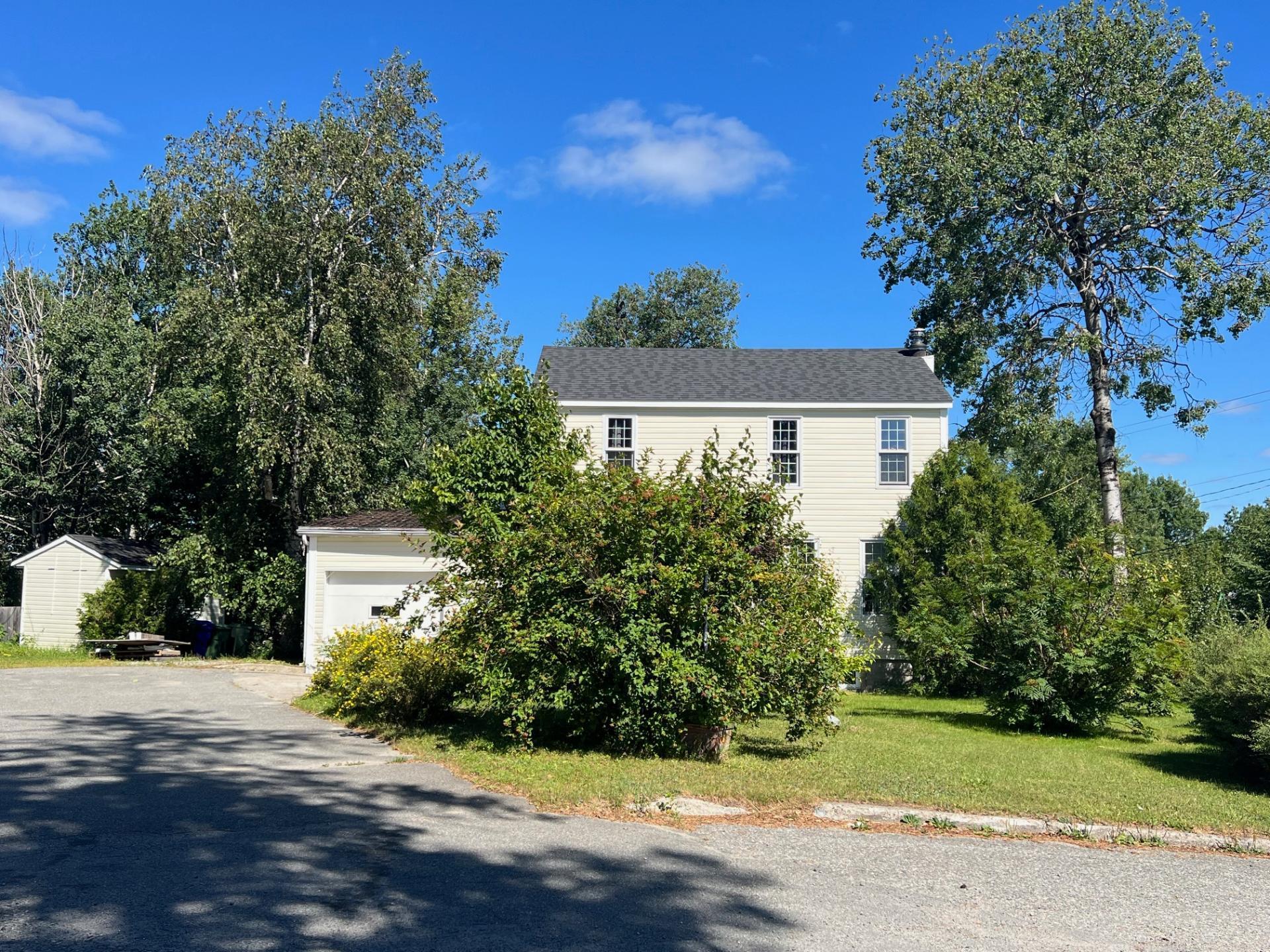 









3


Rue du Rond-Point

,
Chapais,




QC
G0W1H0

