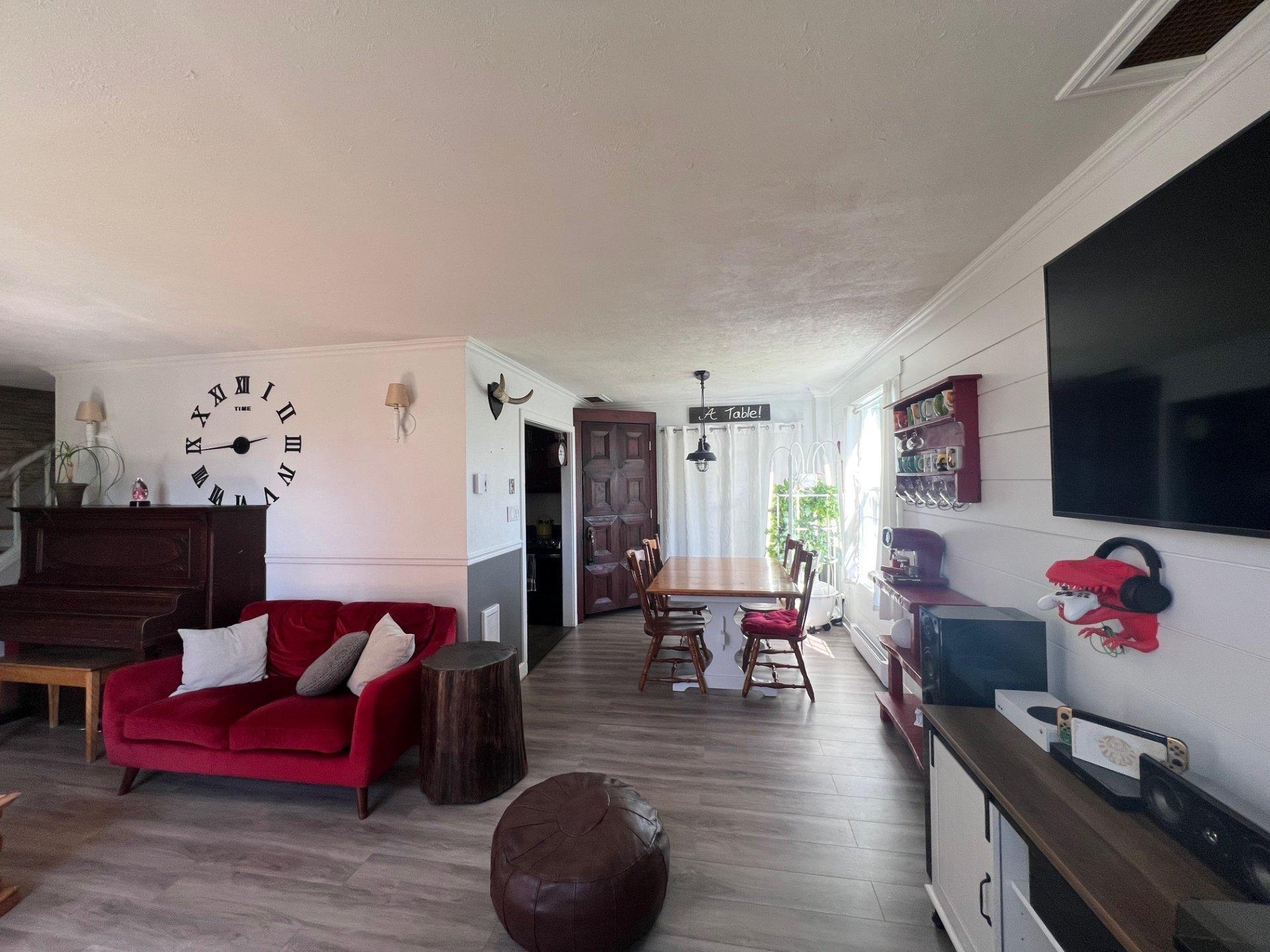 









3


Rue du Rond-Point

,
Chapais,




QC
G0W1H0

