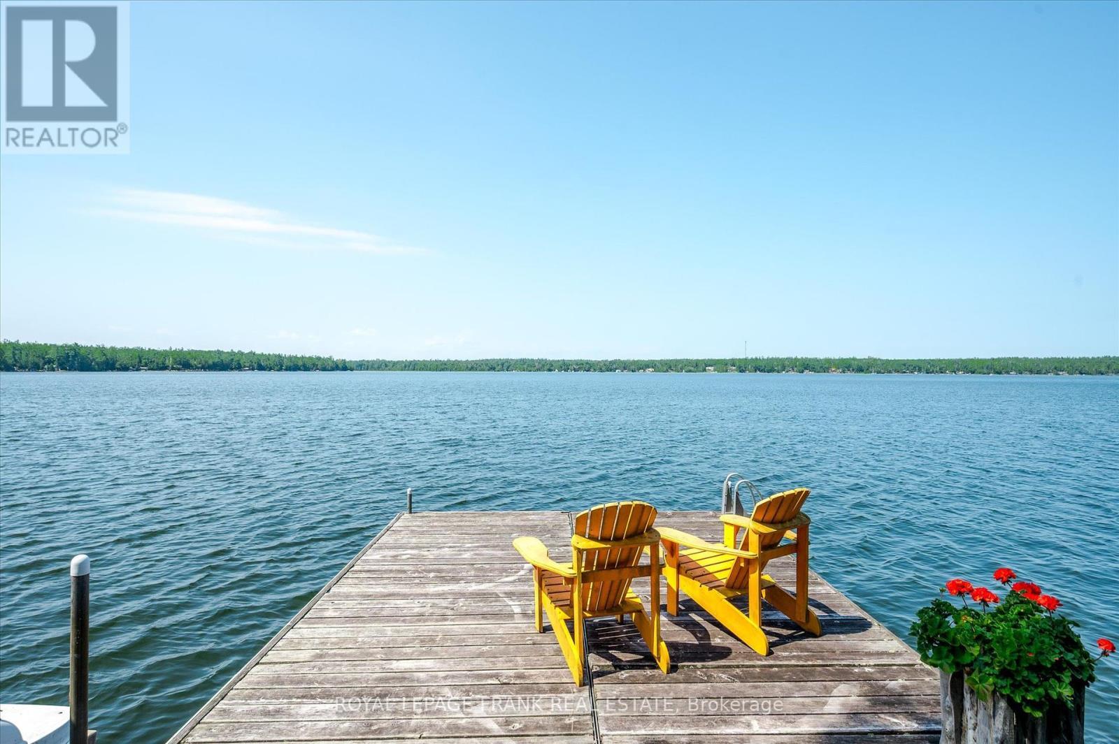












2724 NEWCOMB LANE

,
Selwyn,




Ontario
K0L2H0

