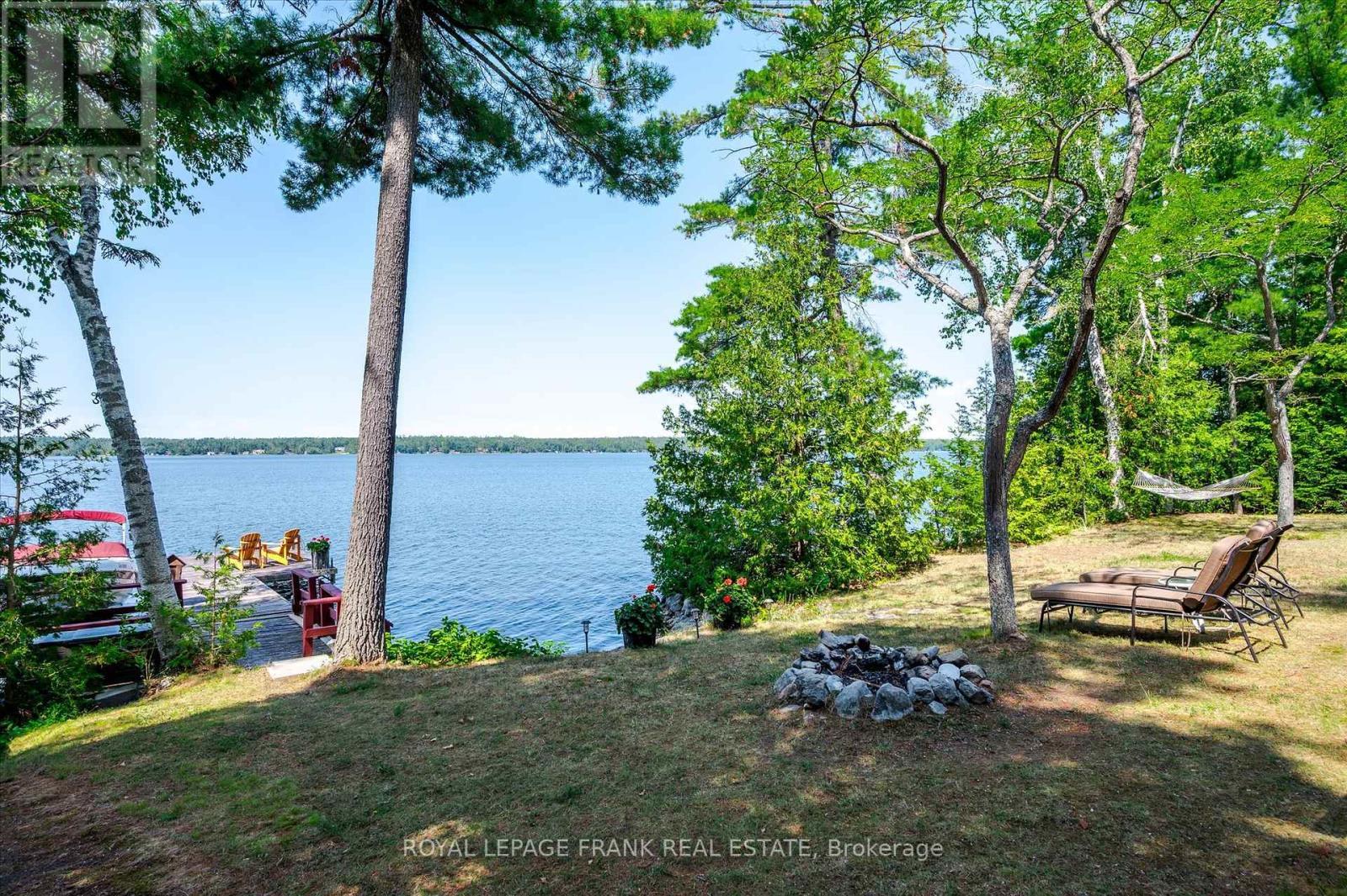 












2724 NEWCOMB LANE

,
Selwyn,




Ontario
K0L2H0

