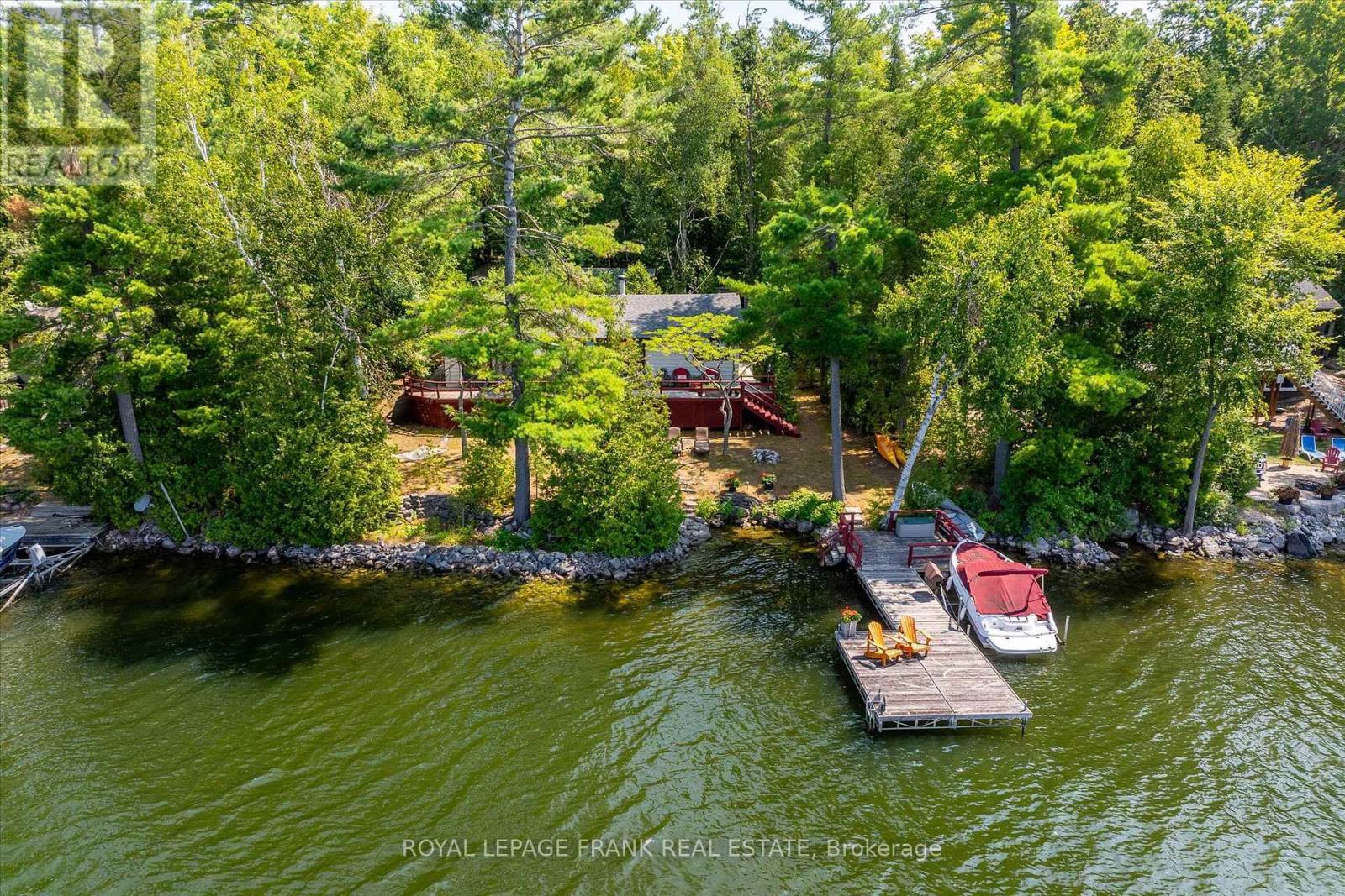 












2724 NEWCOMB LANE

,
Selwyn,




Ontario
K0L2H0

