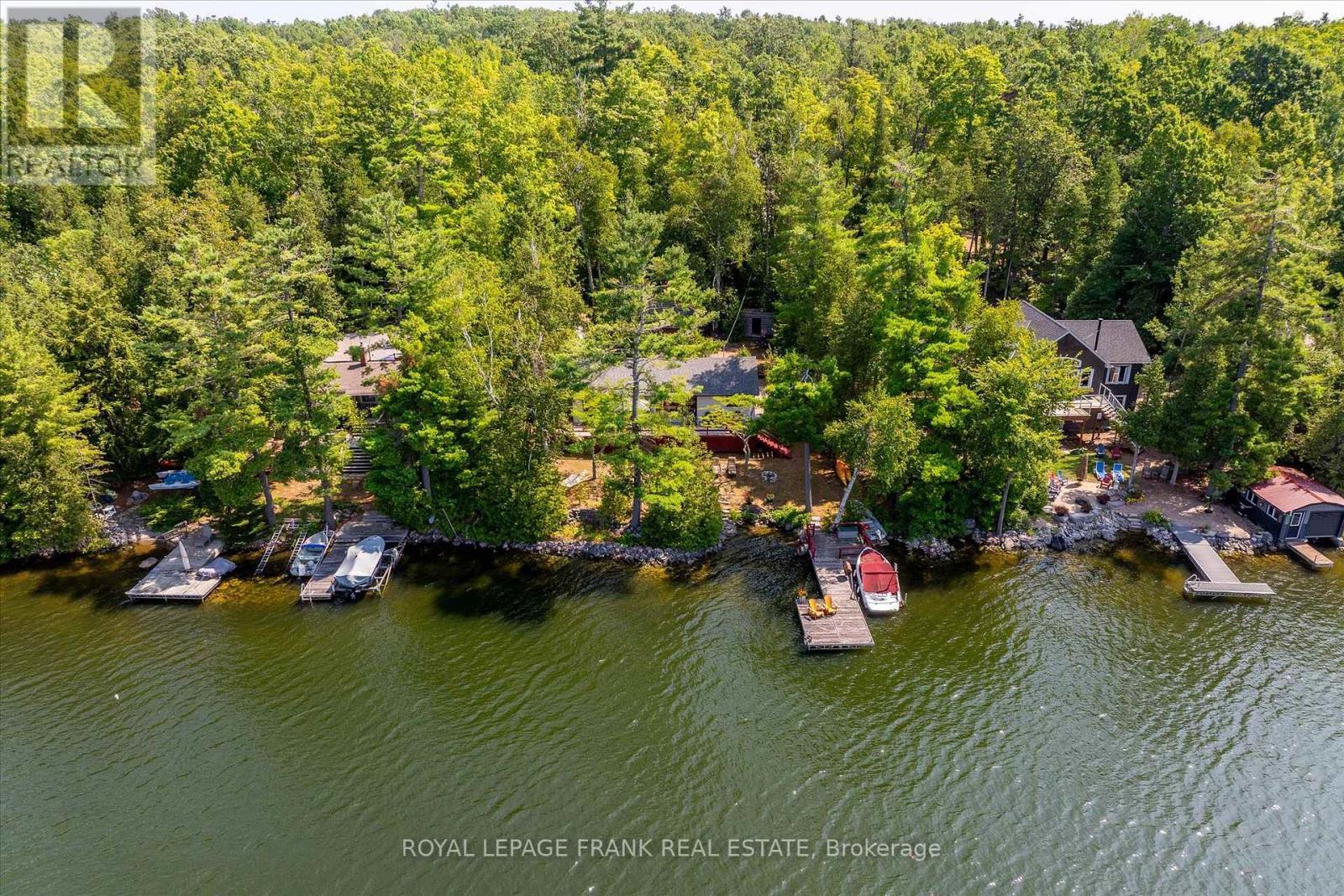 












2724 NEWCOMB LANE

,
Selwyn,




Ontario
K0L2H0

