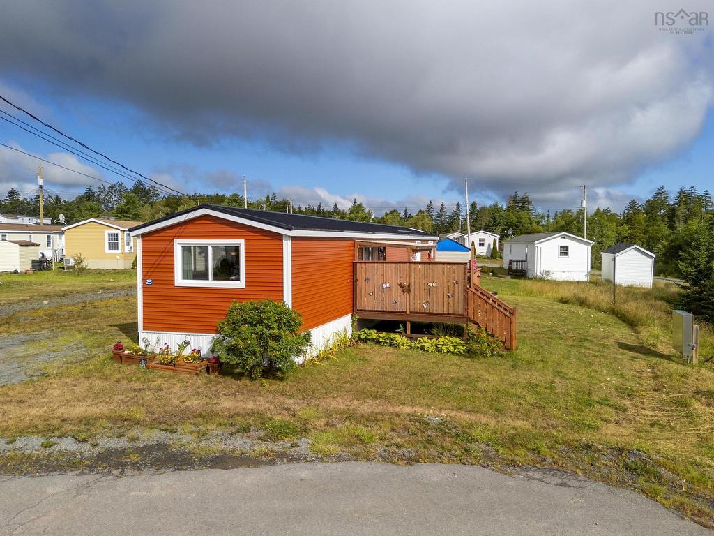 












25 Owen Avenue

,
Mount Uniacke,




NS
B0N 1Z0

