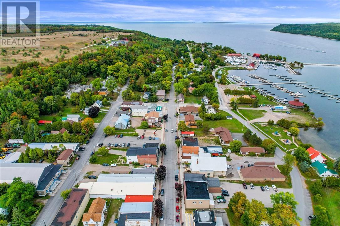 












55 Meredith Street

,
Gore Bay, Manitoulin Island,




Ontario
P0P1H0

