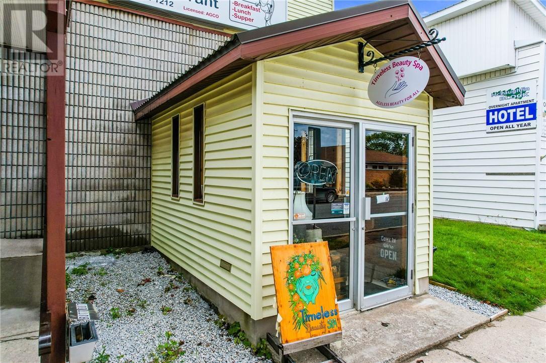 












55 Meredith Street

,
Gore Bay, Manitoulin Island,




Ontario
P0P1H0

