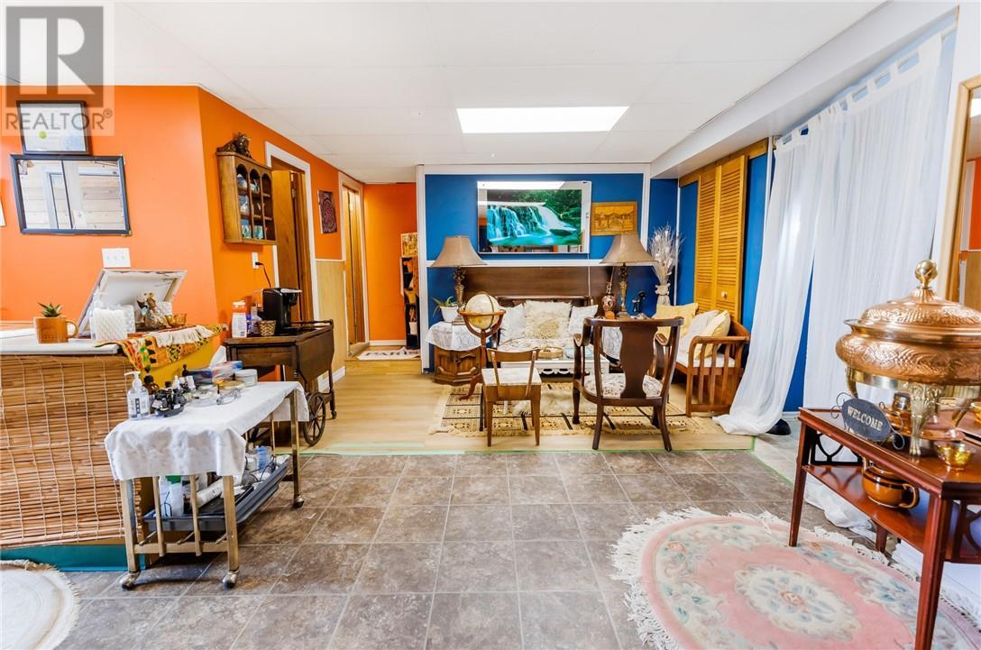 












55 Meredith Street

,
Gore Bay, Manitoulin Island,




Ontario
P0P1H0

