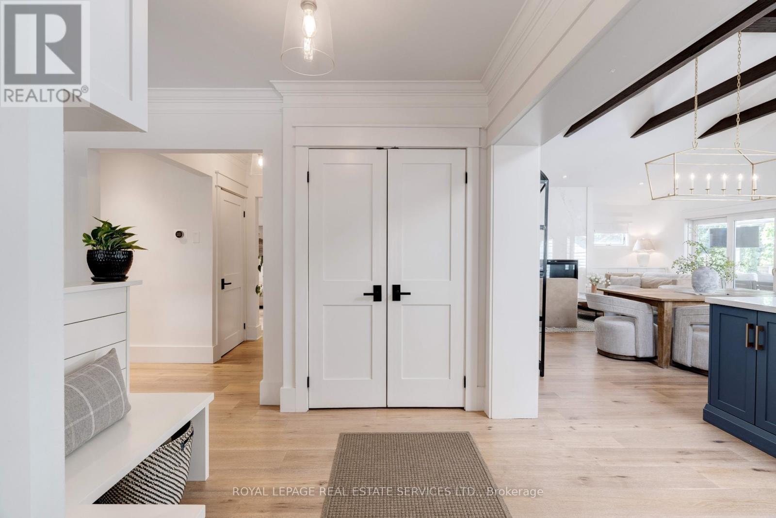 












41 FAIRWOOD PLACE E

,
Burlington,




Ontario
L7T2B7

