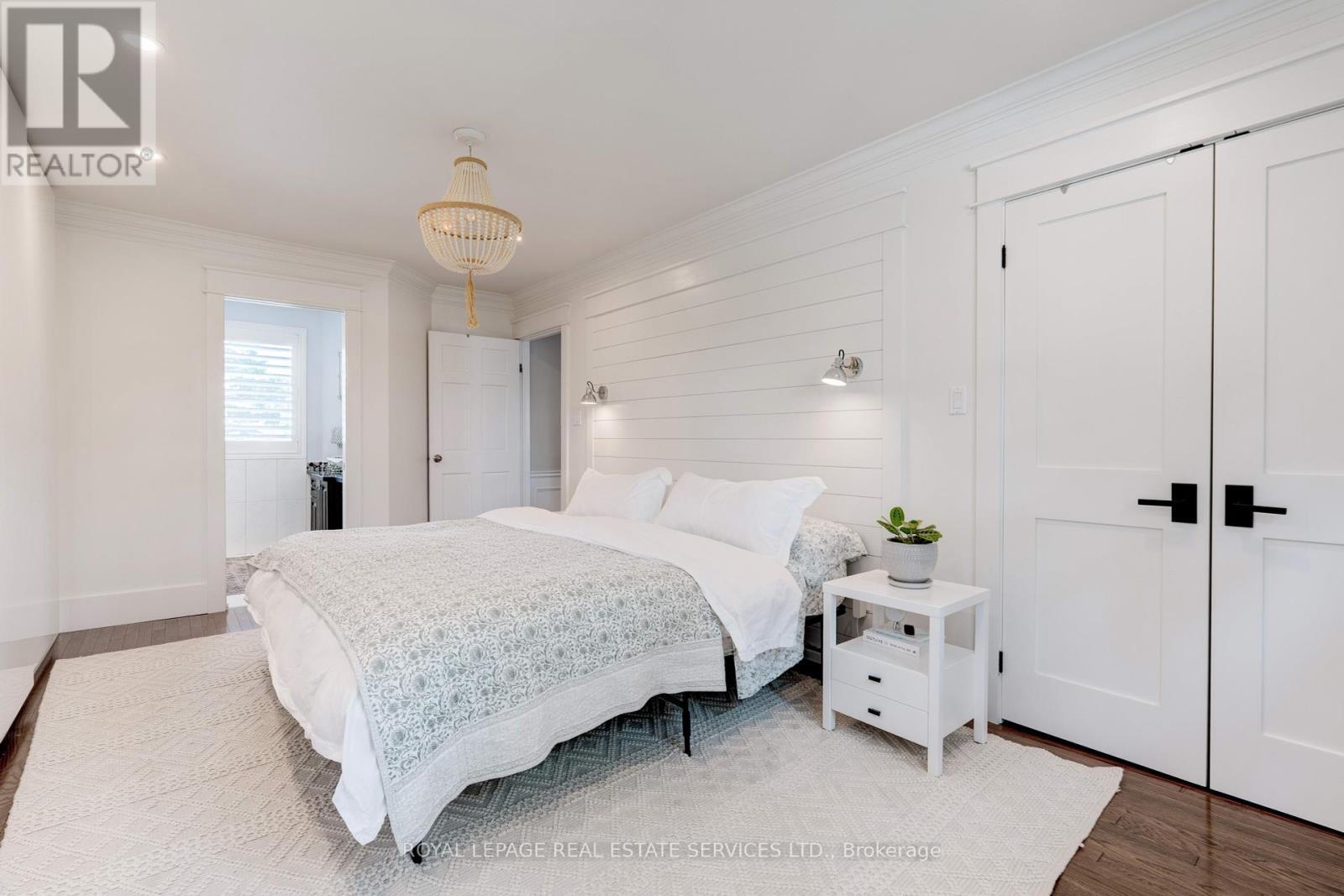 












41 FAIRWOOD PLACE E

,
Burlington,




Ontario
L7T2B7

