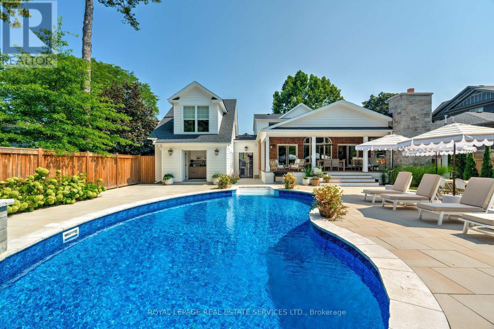 












41 FAIRWOOD PLACE E

,
Burlington,




Ontario
L7T2B7

